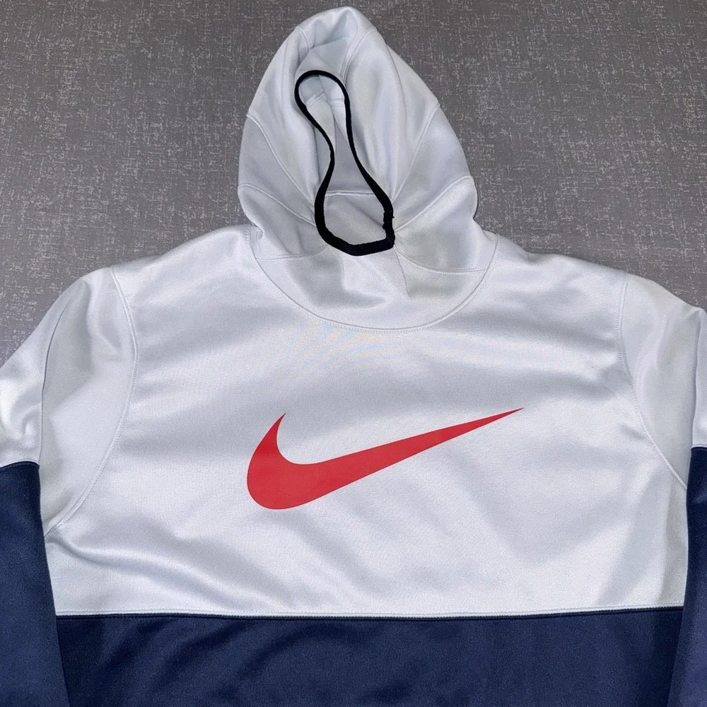 Nike ribbed design